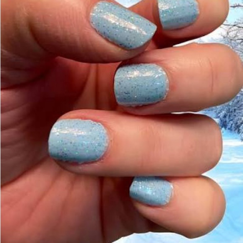 Color Street Light Blue Glitter Press-On Nails